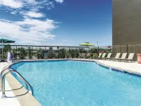 La Quinta Inn & Suites by Wyndham Warwick Providence Airport