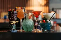 Moxy Sion - Bar