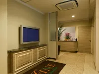 Hotel Fine Garden Matsuzaka II Hotels in Matsusaka