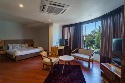 Emerald Hotel Hotel a 