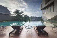 Luwansa Hotel and Convention Center Manado - Pool