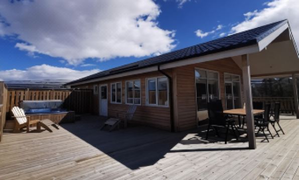 Hotel Kjarnalundur- Aurora Dream - Lodges and Rooms