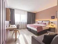 Garner Hotel Berlin - Ku'Damm by IHG Отели рядом с достопримечательностью «Ботанический сад»