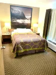 Super 8 by Wyndham Hinton - Pet friendly
