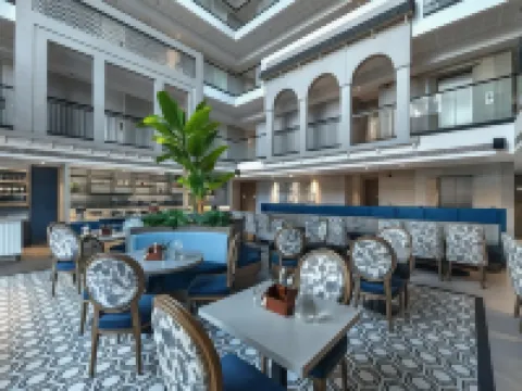 Meritas Auberge Calangute Goa Hotels in Saligao