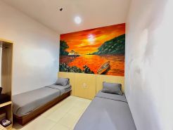 Ladja Hotel Sintang