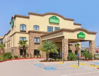 Wingate by Wyndham Lake Charles Casino Area