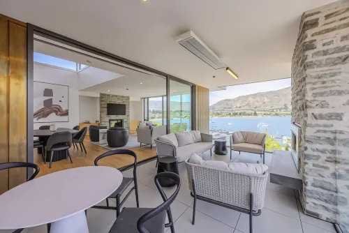 Marina Terrace Apartments, Wanaka - Mountain view