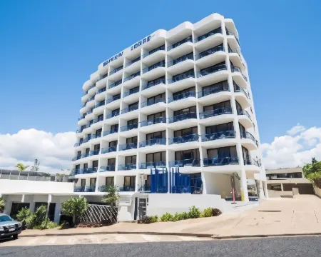 Bayview Tower Hotels in Yeppoon