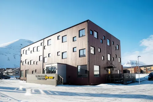 Svalbard Hotell | the Vault Hotels in Longyearbyen