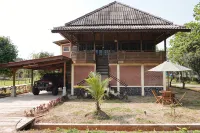 Mlejit Villa Cipanas Hotel dekat Toko saluyu