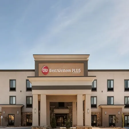 Best Western Plus Ardmore Inn  Suites
