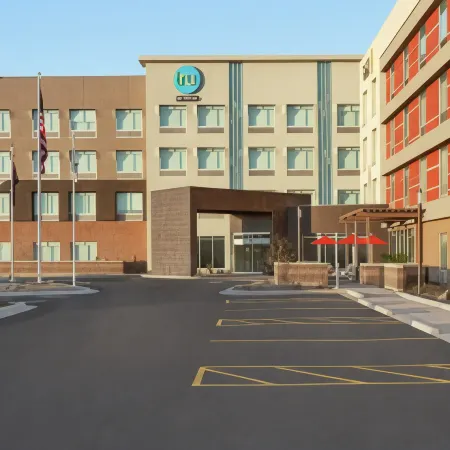 Home2 Suites by Hilton Scottsdale Salt River Отели в г. Скоттсдейл