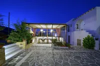Naxos Cave Suites Hotels in Stelida
