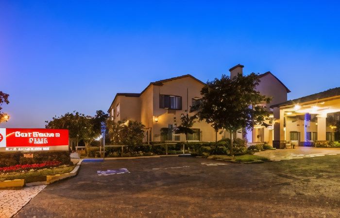 Best Western Plus Route 66 Glendora Inn