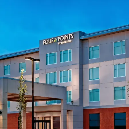 Four Points by Sheraton Edmonton International Airport