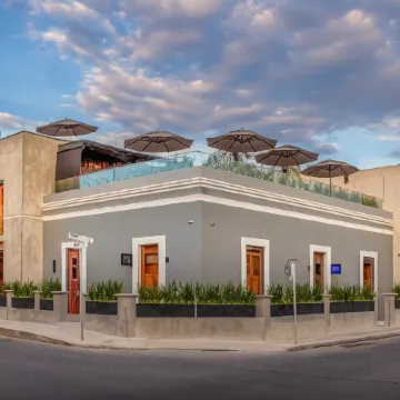 Diez Diez Collection