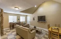The Bryce at Serenity Hills Hotels in Glendale