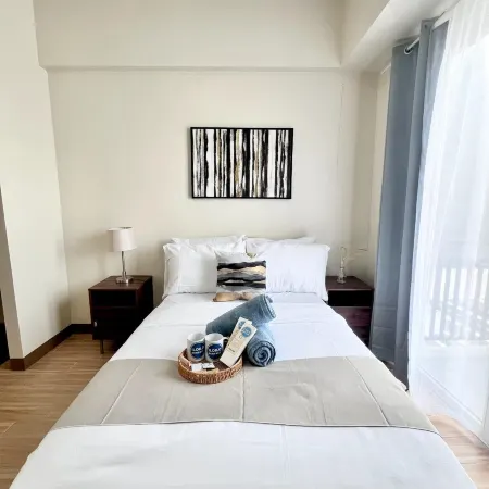 Luxury 1-Bedroom Stay at Saint Honore
