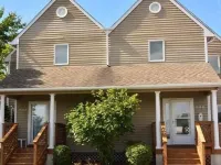 Family Friendly Townhome in desired Stewards Watch Community- 5mins to the beach Hotels in Bethany Beach