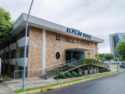 Hotel El Pilar by BSB Inn Hotel dekat Istana Planalto