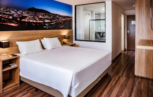 Trade Hotel
