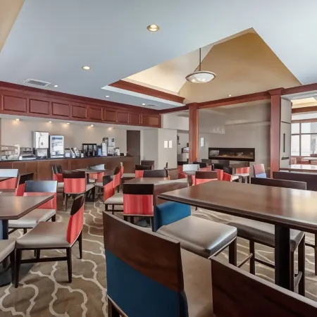 Comfort Suites
