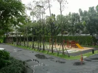 1 Bedroom near MRT & BTS station. Hoteles cerca de Escuela Horwang