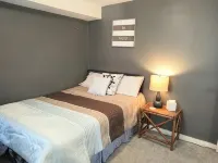 步行可至密歇根湖 & Downtown 溫馨一卧室小木屋！