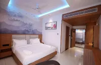 Himayat Grand Hotels in 