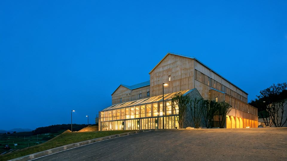 Sangha Farm Farmer’s Village Hotel
