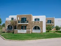 Plaka Hotel II โรงแรมใกล้หาด Plaka Beach