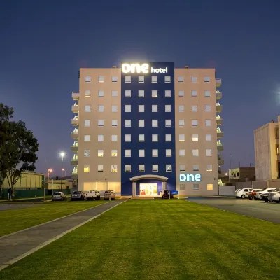 One San Luis Potosi Glorieta Juarez Hotels near Alfonso Lastras Stadium