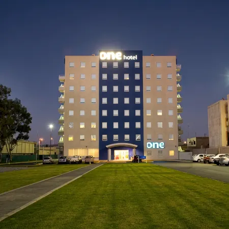 One San Luis Potosi Glorieta Juarez Отели рядом с достопримечательностью «Театр Ла-Пас»