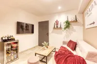Suite Wood Love & Spa - 4P Private Sauna and Jacuzzi