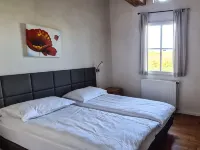 Bungalow in Lanzac with Panoramic Views Hotele w: Lanzac