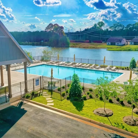 Lots of amenities. Open Floor plan. Perfect for families and groups!