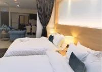 ROYAL Luxury Seaview Room, 3 minute  to Gurney โรงแรมใน