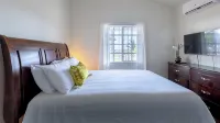 Timeless 2BD&2BTH Gated Community @ Discovery Bay - 2 ดาว