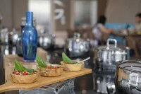 Hotel Ayola Lippo Cikarang - breakfast
