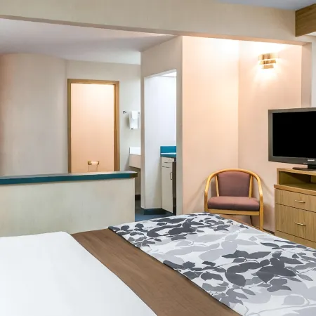 Sleep Inn University