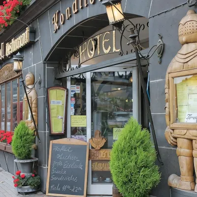 Burg-Hotel & Hostel Cochem Hotels near Cochem