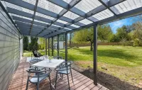 Modern 3 Bedroom Home in Beaverton