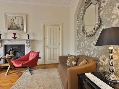 Taunton House Hotel
