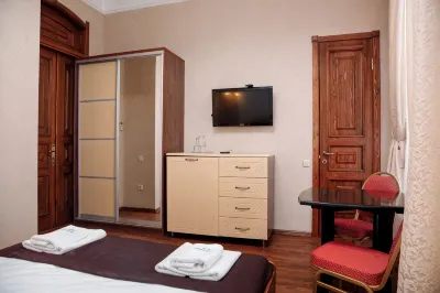 Serebryany Vek Living Quarters Отели в г. 