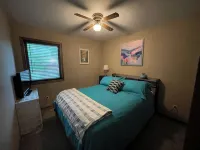 “The View on Gull” Spacious 4-bedroom plus loft house with 100’ on Gull Lake