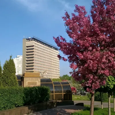 大學酒店 鄰近勝利公園的酒店