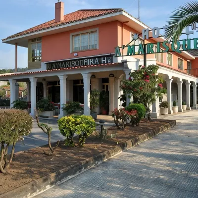 Hotel A Marisqueira I Aeropuerto A Coruña ラ・コルーニャ・ゴルフクラブ周辺のホテル