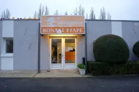 B Hotel Caen のホテル