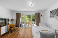 Animal house | parking lot | terrace - 3-Star